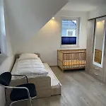 Helgoland 3 - Charmantes Fuer 8 Personen Mit Terrasse & Wohlfuehlatmosphaere! * Prerow